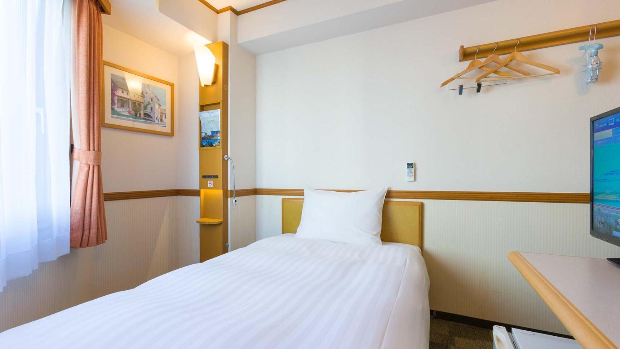 Toyoko Inn Okayama Eki Nishi Guchi Hiroba Chambre photo